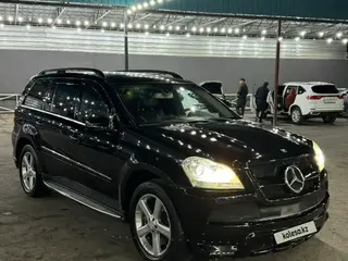 Mercedes-Benz GL 500