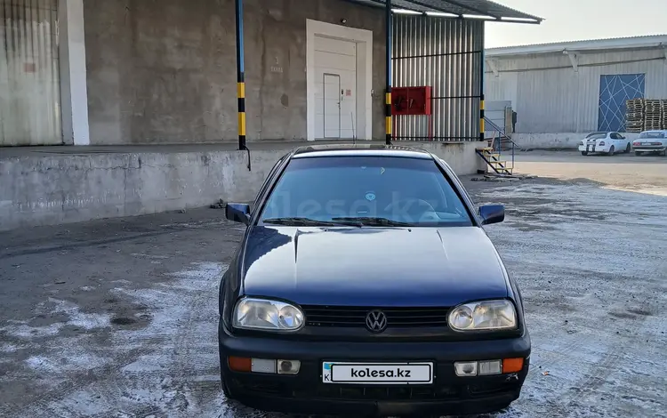 Volkswagen Golf 1994 годаfor1 300 000 тг. в Тараз