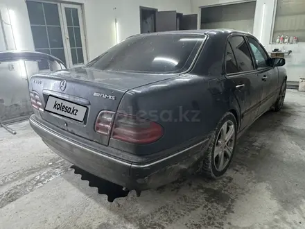 Mercedes-Benz E 430 2002 года за 3 750 000 тг. в Алматы – фото 3