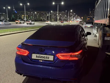 Toyota Camry 2018 года за 10 900 000 тг. в Астана – фото 11