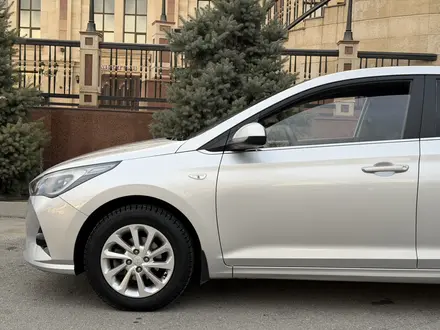 Hyundai Accent 2021 года за 7 450 000 тг. в Шымкент – фото 3