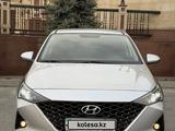 Hyundai Accent 2021 года за 7 450 000 тг. в Шымкент – фото 2