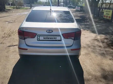 Kia Rio 2016 года за 4 800 000 тг. в Актобе – фото 22