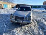 Mercedes-Benz E 240 1998 года за 1 500 000 тг. в Петропавловск – фото 2