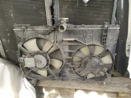 Радиатор дифузор радиатор кондиционера вентилятор за 880 тг. в Алматы – фото 2