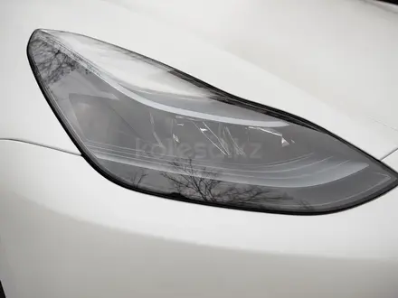 Tesla Model Y 2023 года за 21 000 000 тг. в Алматы – фото 18