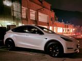 Tesla Model Y 2023 года за 21 000 000 тг. в Алматы – фото 3