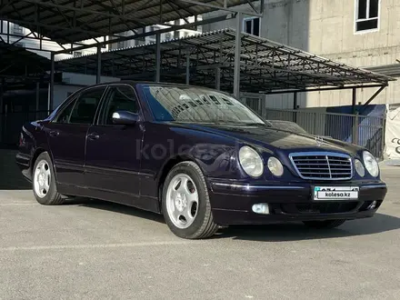 Mercedes-Benz E 320 2000 года за 5 800 000 тг. в Шымкент – фото 27
