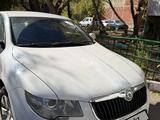 Skoda Superb 2013 года за 3 500 000 тг. в Караганда – фото 4