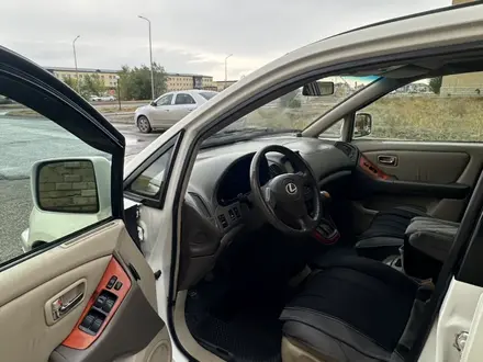Lexus RX 300 2001 года за 4 600 000 тг. в Актобе – фото 5