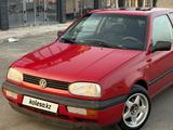 Volkswagen Golf 1994 годаүшін1 700 000 тг. в Алматы