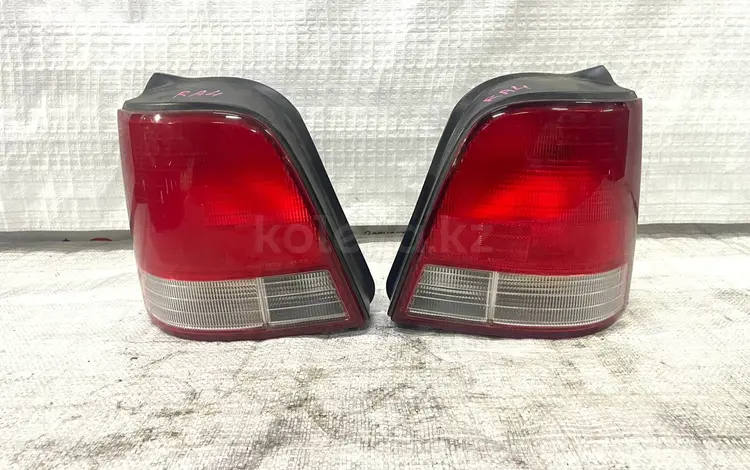 Задние фонари Honda Odyssey 94-99 г. В. Оригинал из Японии за 35 000 тг. в Караганда