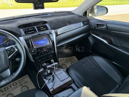 Toyota Camry 2015 года за 11 000 000 тг. в Шымкент – фото 14