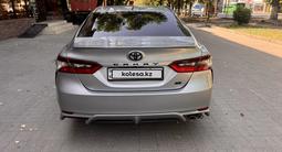 Toyota Camry 2022 годаfor13 500 000 тг. в Тараз – фото 5