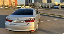 Toyota Camry 2015 года за 11 500 000 тг. в Астана – фото 5