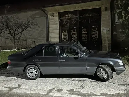 Mercedes-Benz E 320 1995 года за 4 700 000 тг. в Шымкент – фото 9