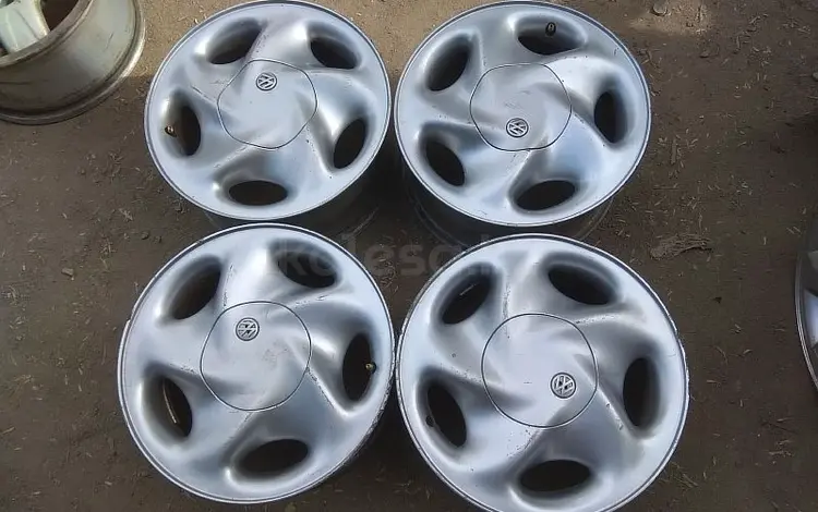 Оригинальные легкосплавные диски на автомашину Volkswagen Sharan (Ге за 125 000 тг. в Астана