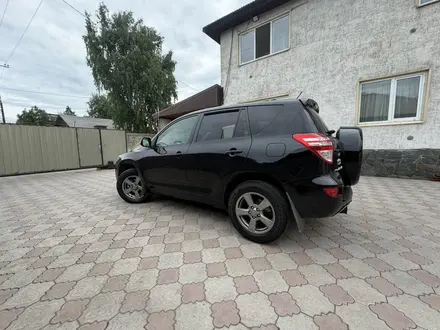 Toyota RAV4 2011 года за 7 500 000 тг. в Усть-Каменогорск – фото 11