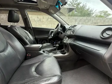 Toyota RAV4 2011 года за 7 500 000 тг. в Усть-Каменогорск – фото 23
