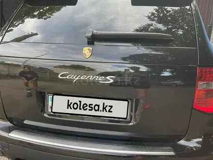 Porsche Cayenne 2008 года за 8 000 000 тг. в Алматы – фото 17