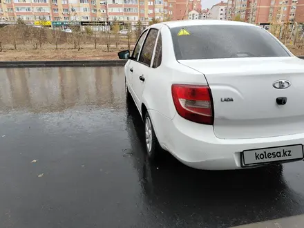 ВАЗ (Lada) Granta 2190 2014 года за 1 900 000 тг. в Актобе – фото 4