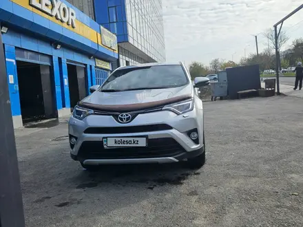 Toyota RAV4 2019 года за 12 500 000 тг. в Шымкент – фото 3