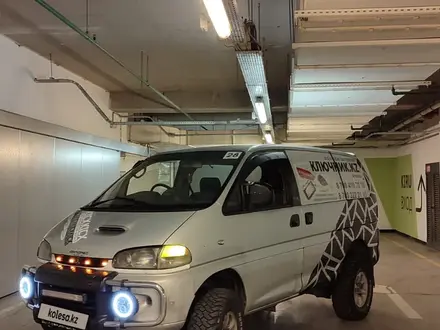 Mitsubishi Delica 1995 года за 3 500 000 тг. в Алматы