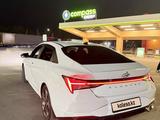 Hyundai Elantra 2022 года за 8 800 000 тг. в Шымкент – фото 4