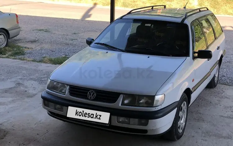 Volkswagen Passat 1993 годаfor2 290 000 тг. в Шымкент