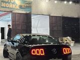 Ford Mustang 2014 года за 9 200 000 тг. в Шымкент – фото 2