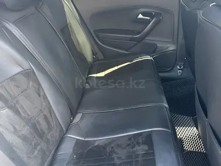 Volkswagen Polo 2015 года за 2 880 000 тг. в Петропавловск – фото 10