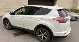 Toyota RAV4 2015 года за 11 300 000 тг. в Жезказган – фото 4