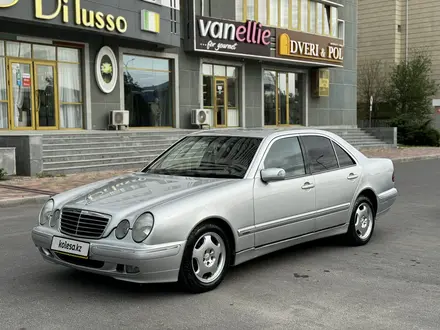 Mercedes-Benz E 200 2001 года за 3 900 000 тг. в Шымкент