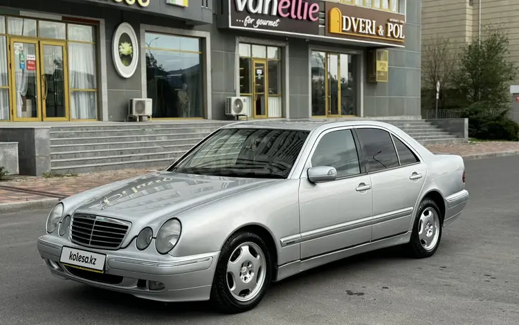Mercedes-Benz E 200 2001 годаfor3 900 000 тг. в Шымкент