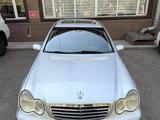 Mercedes-Benz C 230 2005 года за 3 600 000 тг. в Тараз