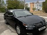 Toyota Camry 2004 года за 4 000 000 тг. в Тараз – фото 2