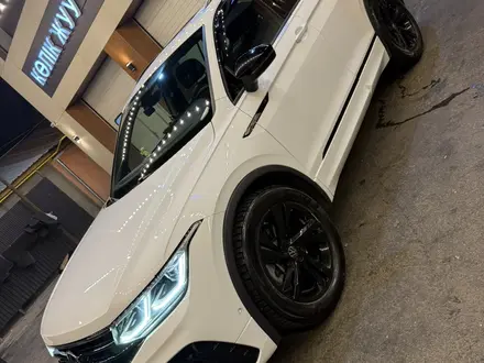 Volkswagen Tiguan 2021 года за 23 400 000 тг. в Алматы