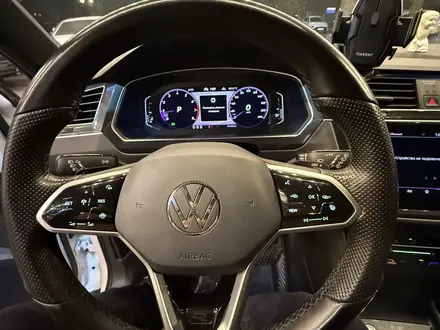 Volkswagen Tiguan 2021 года за 23 400 000 тг. в Алматы – фото 7