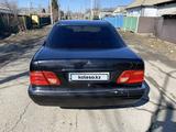 Mercedes-Benz E 280 1999 годаfor2 000 000 тг. в Талдыкорган – фото 2