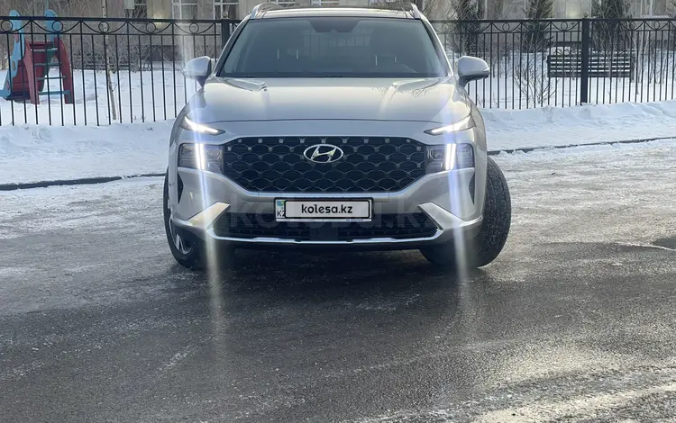 Hyundai Santa Fe 2023 годаүшін21 500 000 тг. в Астана