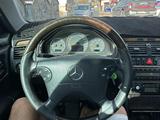 Mercedes-Benz E 320 2000 года за 4 400 000 тг. в Астана – фото 2