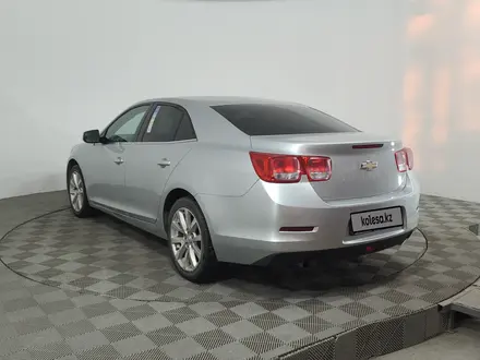 Chevrolet Malibu 2013 года за 5 800 000 тг. в Караганда – фото 7