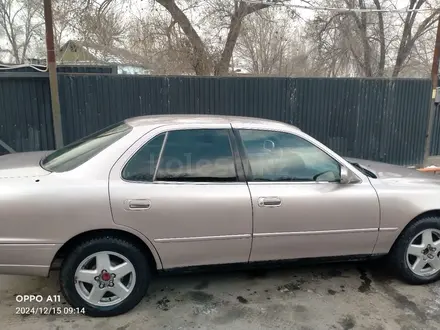 Toyota Camry 1996 года за 2 700 000 тг. в Алматы – фото 2