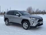 Toyota RAV4 2021 годаүшін16 500 000 тг. в Астана – фото 2