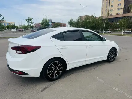Hyundai Elantra 2020 года за 6 750 000 тг. в Астана – фото 5
