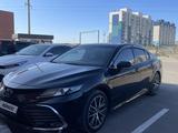 Toyota Camry 2022 годаүшін16 500 000 тг. в Семей – фото 2