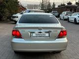 Toyota Camry 2004 годаүшін6 000 000 тг. в Алматы – фото 2