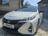 Toyota Prius Prime 2018 года за 13 000 000 тг. в Алматы – фото 2