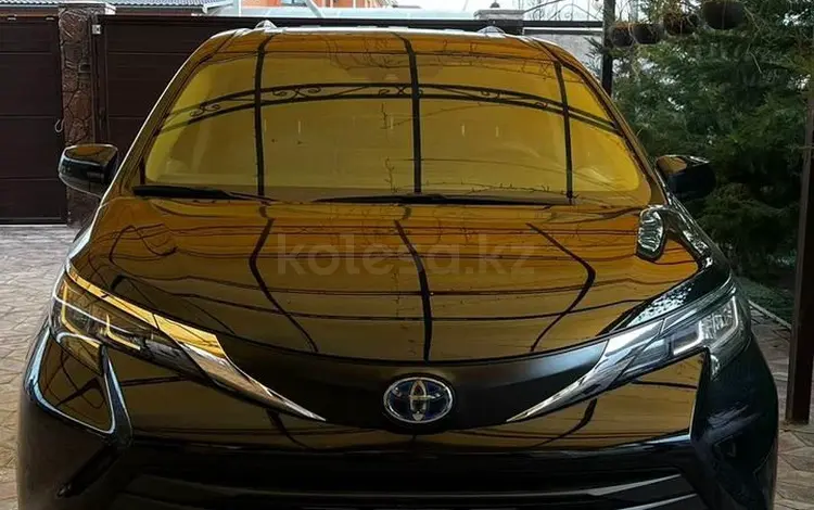 Toyota Sienna 2022 года за 20 000 000 тг. в Астана