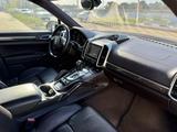 Porsche Cayenne 2012 года за 17 000 000 тг. в Алматы – фото 5
